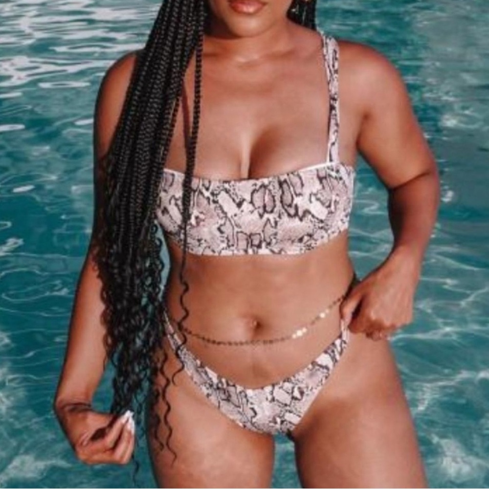 NWT**** Shade & Shore Snakeskin Light Lift Two Piece Bathing Suit SIZE LARGE 36B